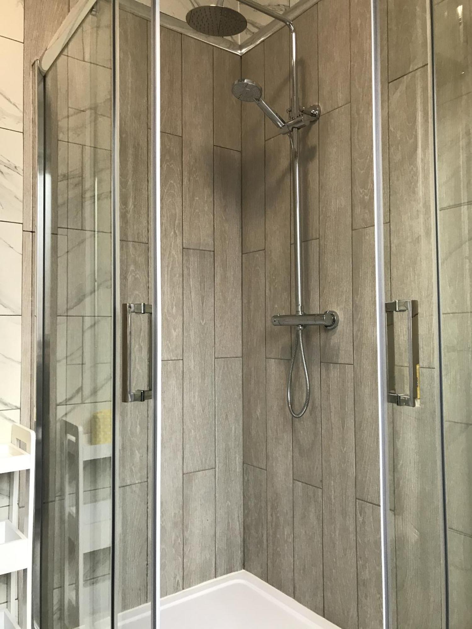 Bright Spacious 3-Bed With Office & Patio, Preston 프레스턴 외부 사진