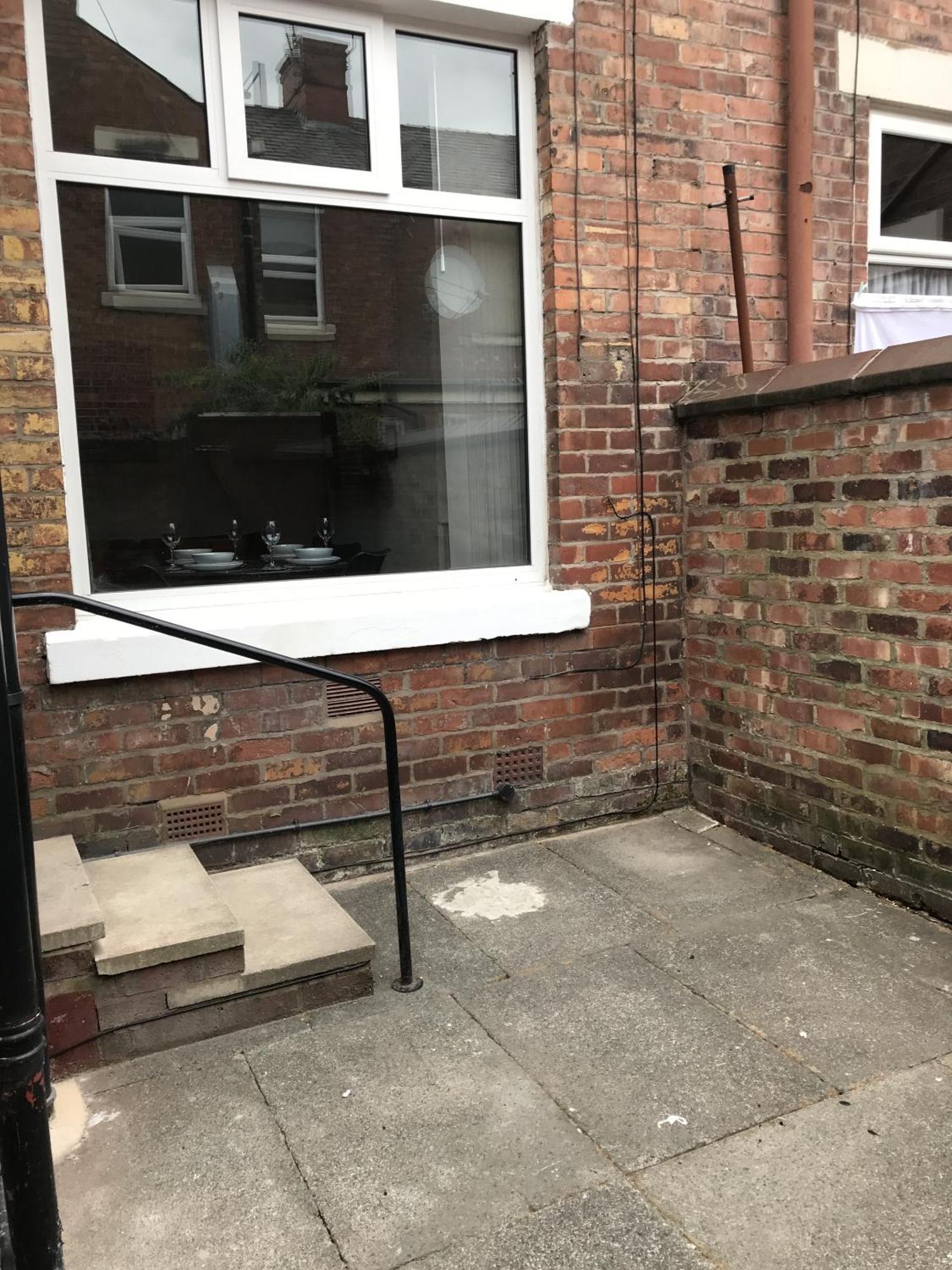 Bright Spacious 3-Bed With Office & Patio, Preston 프레스턴 외부 사진